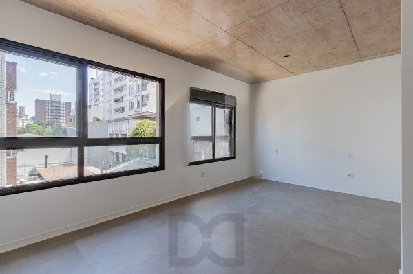 Vende-se apartamento com 1 quarto, 44,9 m² e 1 vaga – Petrópolis — foto 2