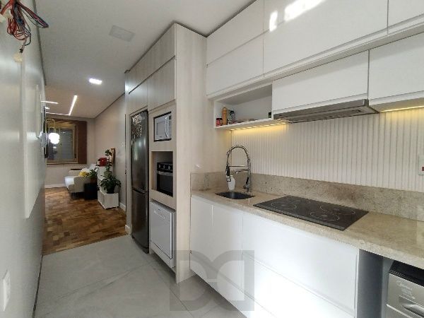 Vende-se apartamento reformado com 2 dormitórios (1 suíte) - 75 m² - Jardim Botânico — foto 6