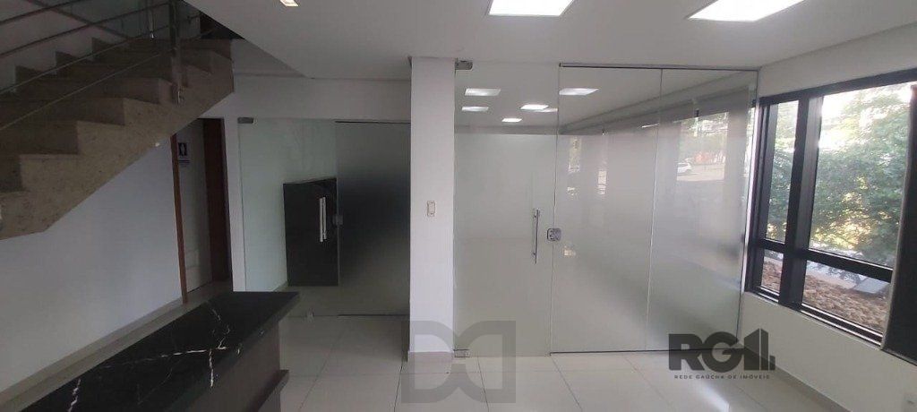 Loja com 113m² de área privativa no Bairro Três Figueiras — foto 6
