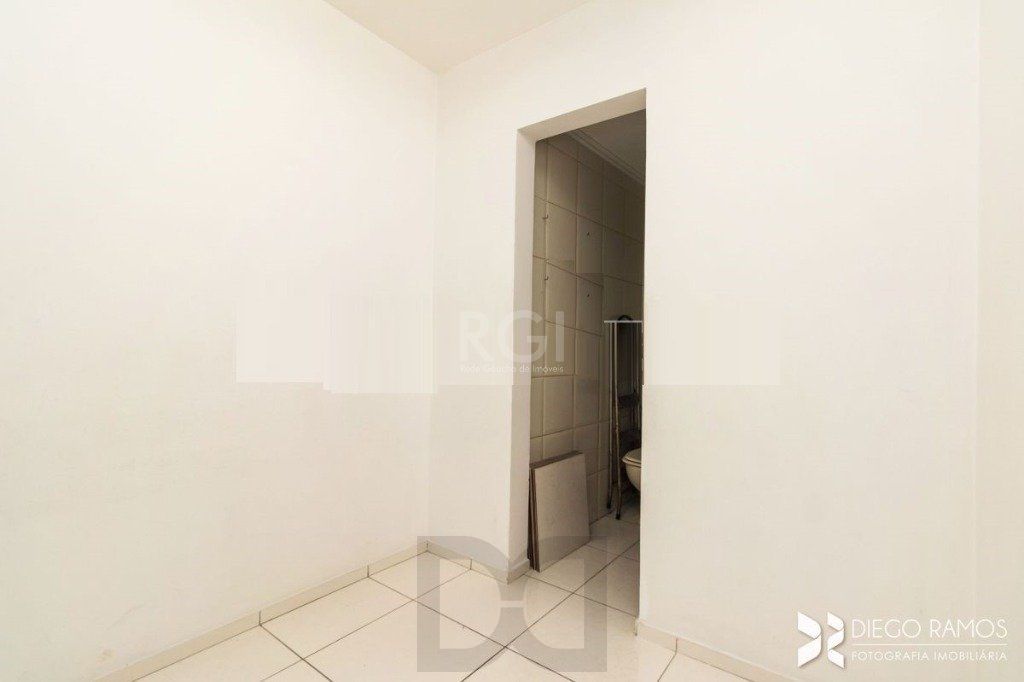 Apartamento para Venda - 79m², 2 dormitórios, 1 vaga - Partenon — foto 21