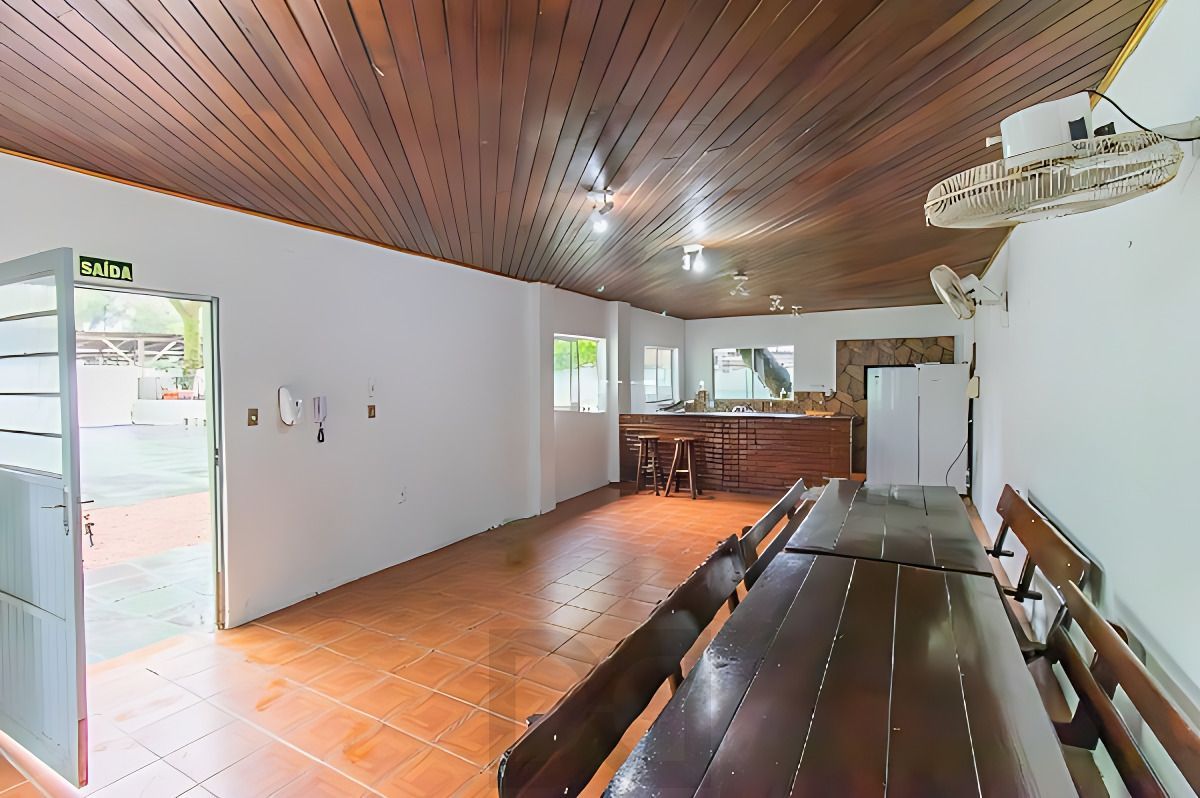 Vende-se apartamento com 3 quartos com closet - Petrópolis — foto 19