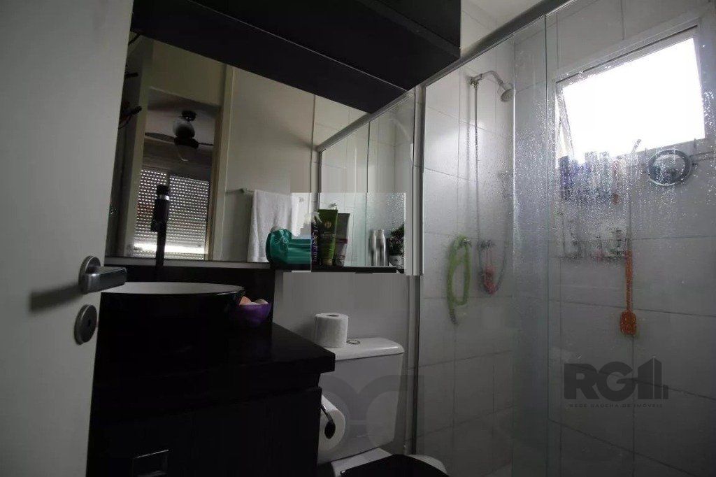 Vende-se apartamento 3 dorm 2 vagas - Bairro Morro Santana — foto 18