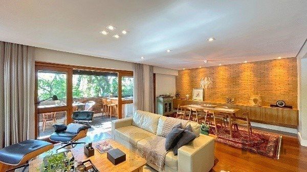 Apartamento de 200m², 4 quartos, 1 suíte e 4 vagas – Moinhos de Vento — foto 6