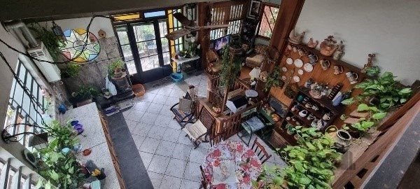 Vende-se ampla casa 6 quartos, 2 suítes, 5 vagas de garagem, churrasqueira e duas entradas individuais - 360m² - Chácara das Pedras — foto 42