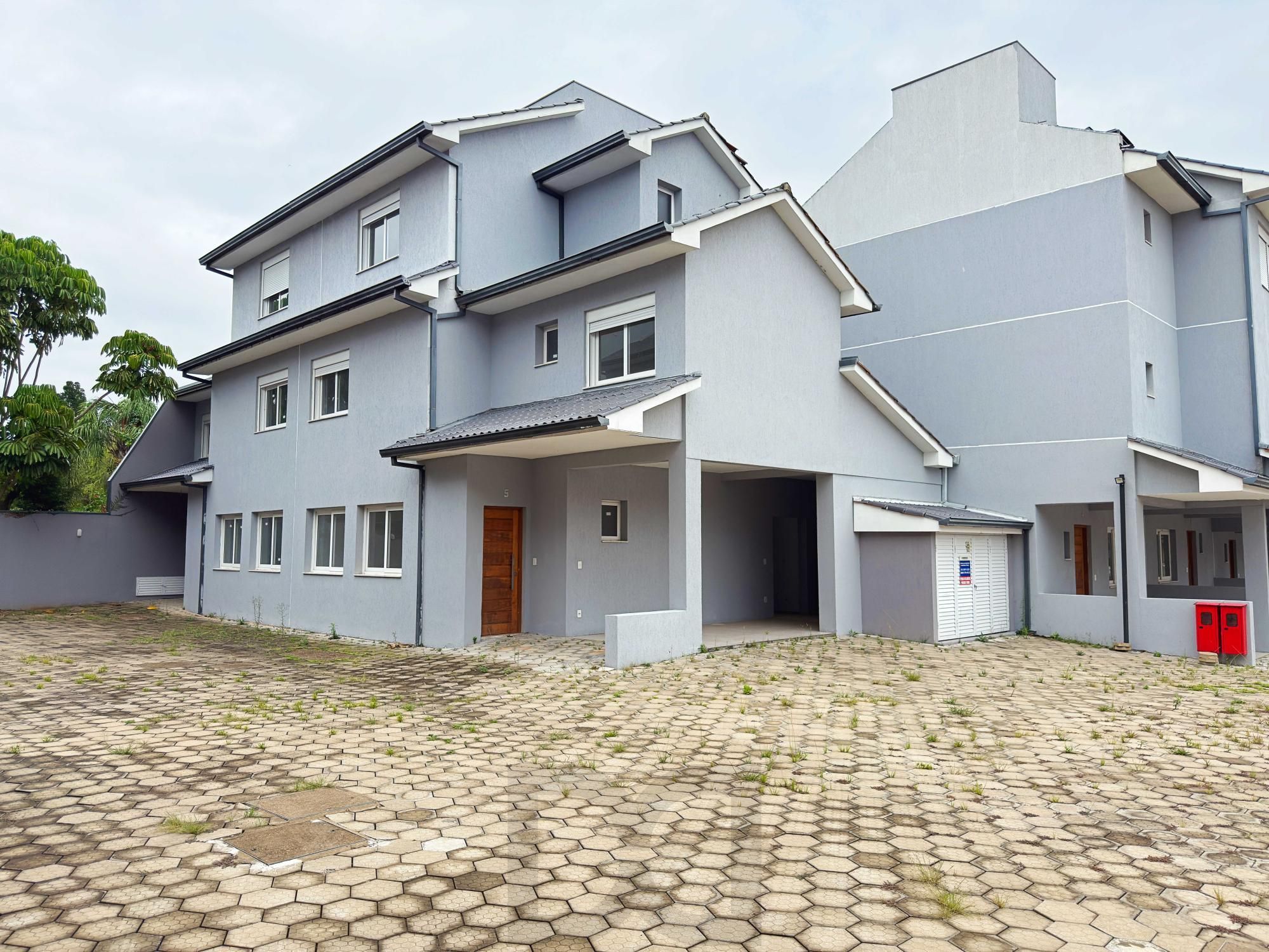 Vende-se casa em condomínio com 4 dormitórios (2 suítes), 3 vagas – Tristeza — foto 40