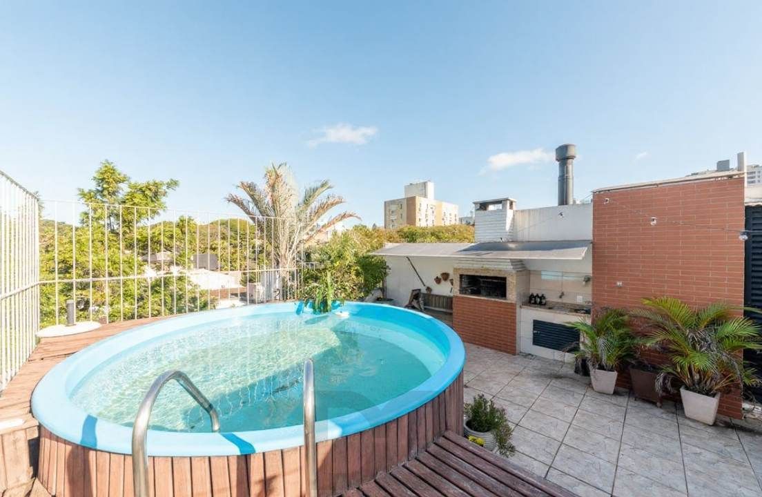 Vende-se cobertura com 4 quartos (1 suíte), 245 m² e 2 vagas – Boa Vista — foto 1