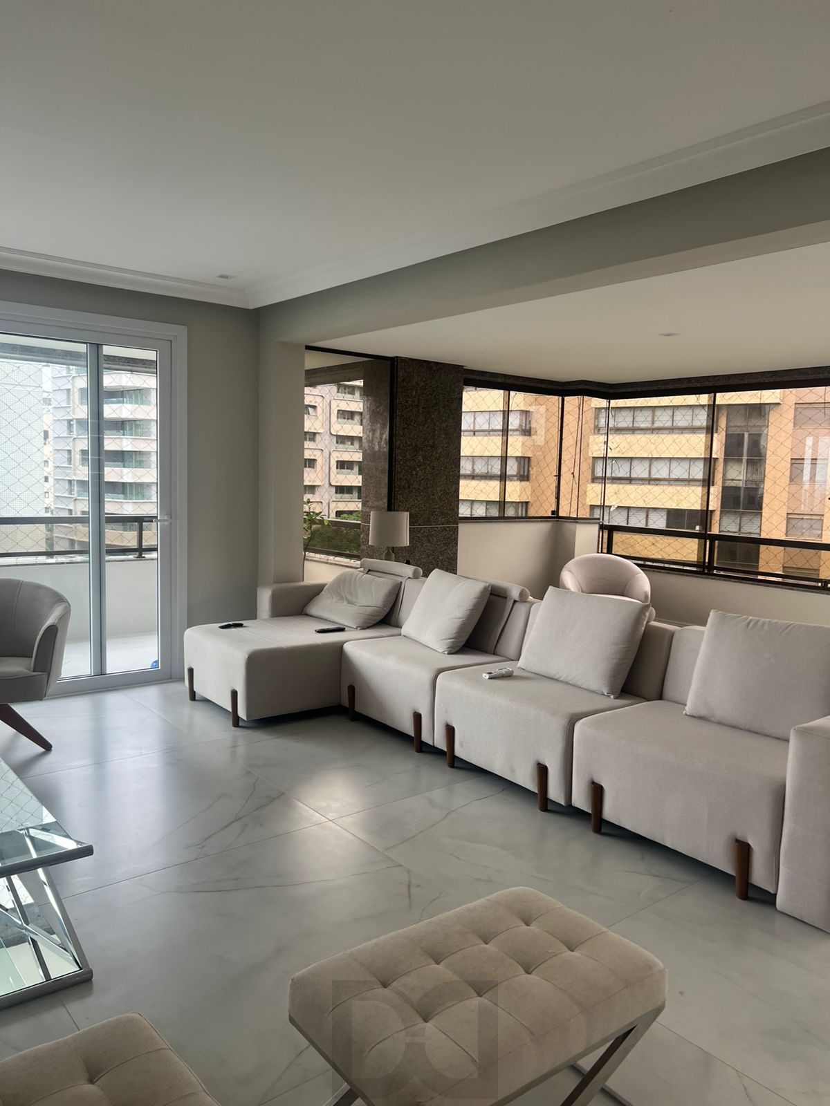 Vende-se apartamento com 4 suítes, 333m² e 3 vagas - Bela Vista — foto 4