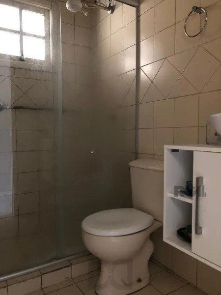 Vende-se casa estilo sobrad, no formado de 2 residencias independentes, 4 quartos com 1 suíte e 2 vagas - 208m² - Vila Ipiranga — foto 11