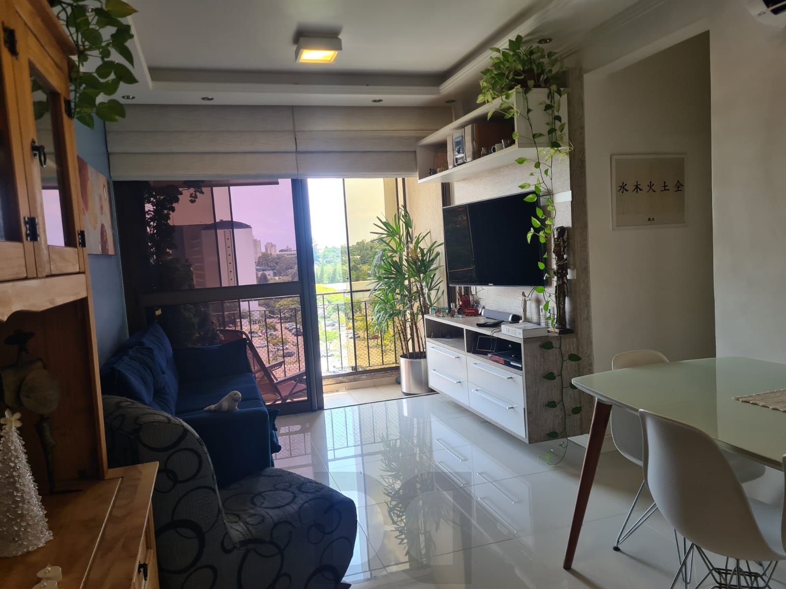 Vende-se apartamento com 3 quartos (1 suíte), 71 m² privativos e 2 vagas – Partenon — foto 3
