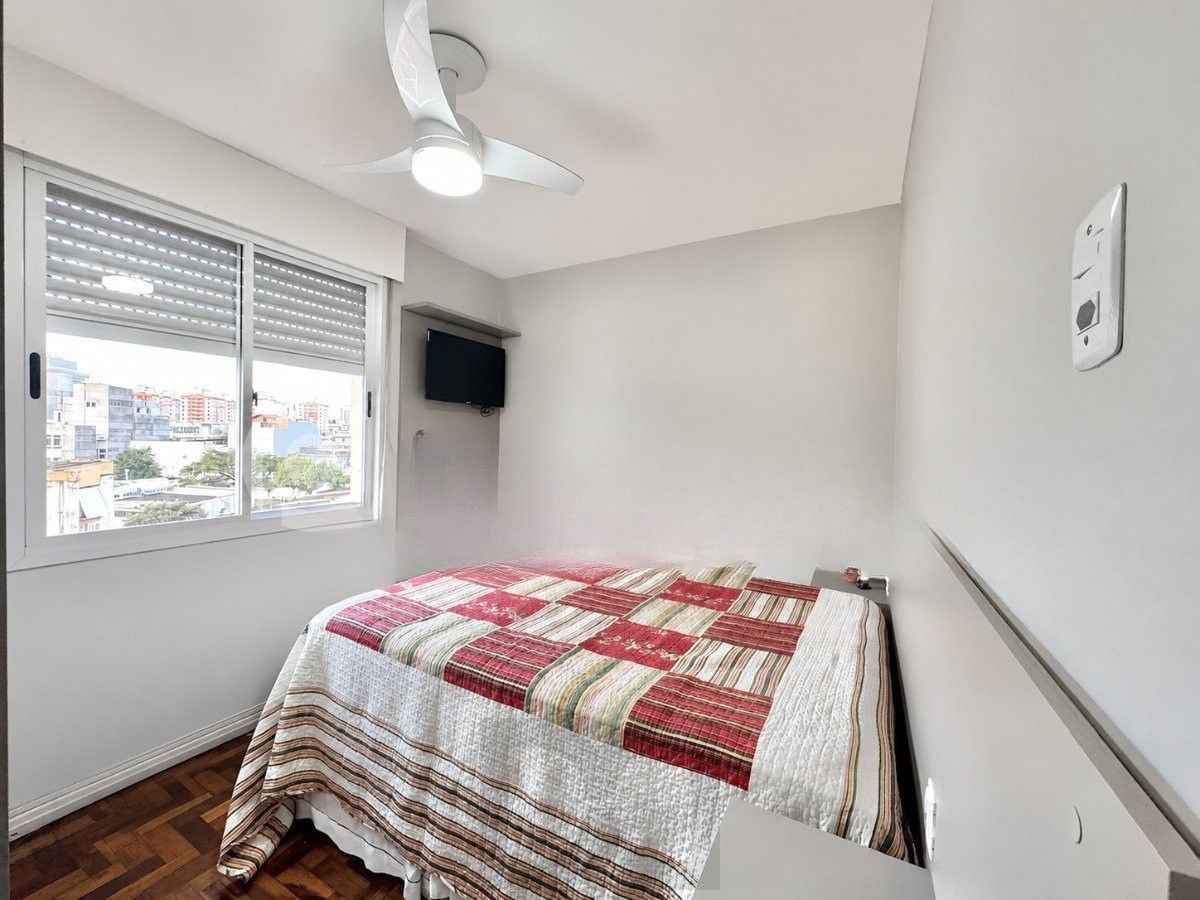 Vende-se apartamento com 2 quartos, 2 vagas – Passo da Areia — foto 5