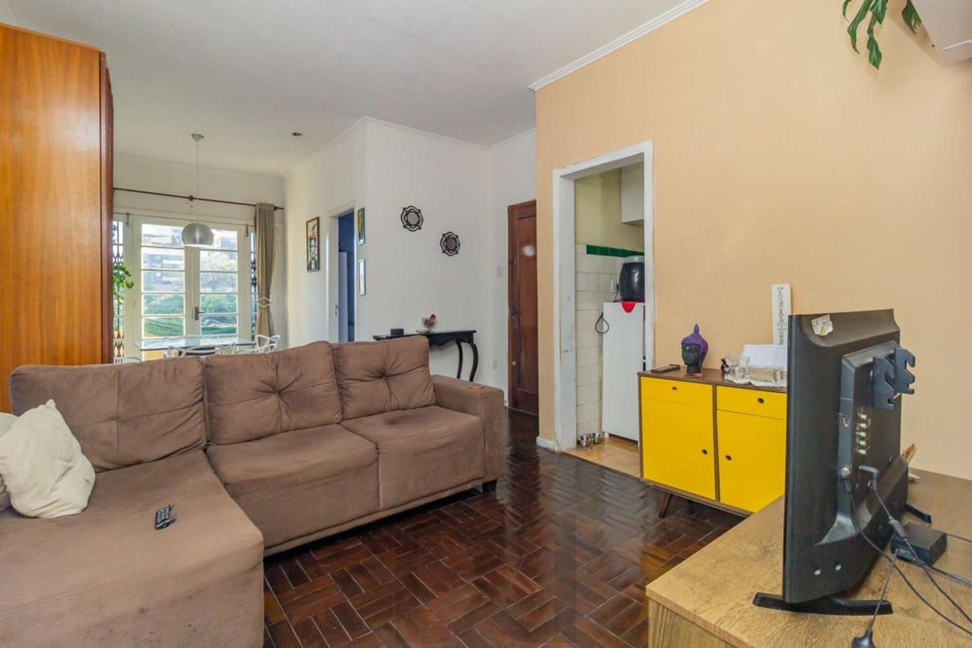 Vende-se apartamento com 3 quartos, 87m² e sacada - Petrópolis — foto 4
