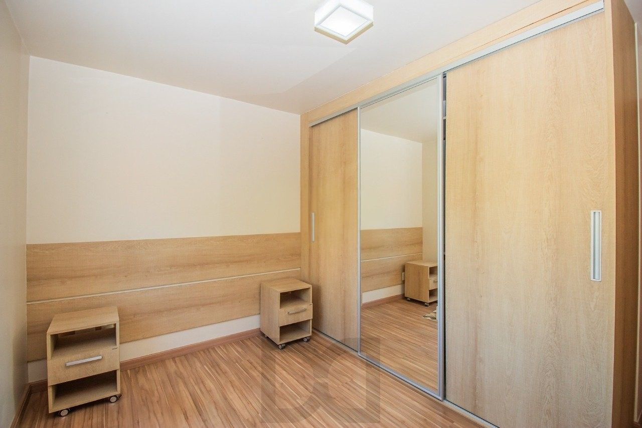 Apartamento com 70m², 2 dormitórios, 1 suíte, 1 vaga no bairro Higienópolis em Porto Alegre — foto 7