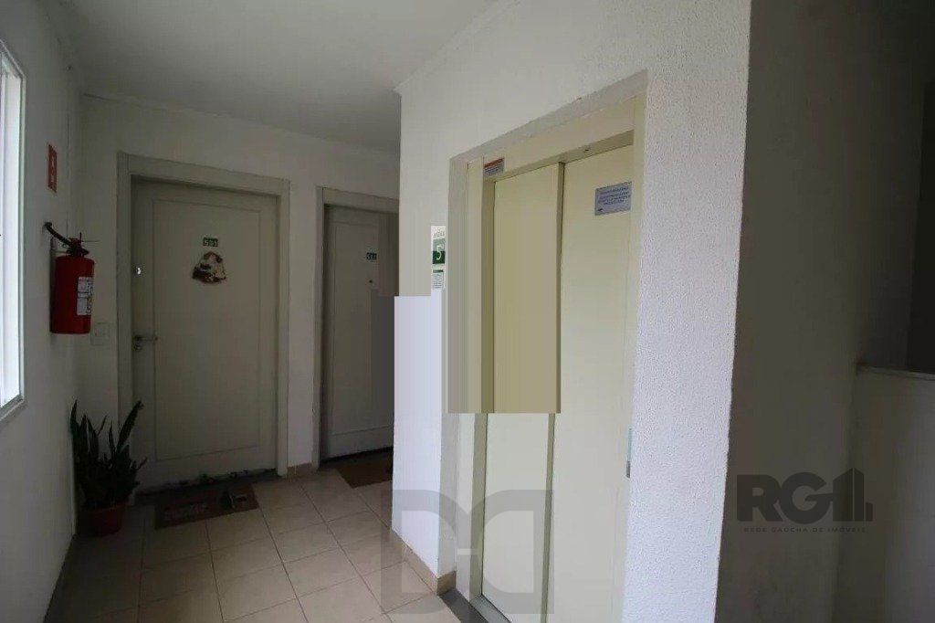Vende-se apartamento 3 dorm 2 vagas - Bairro Morro Santana — foto 33