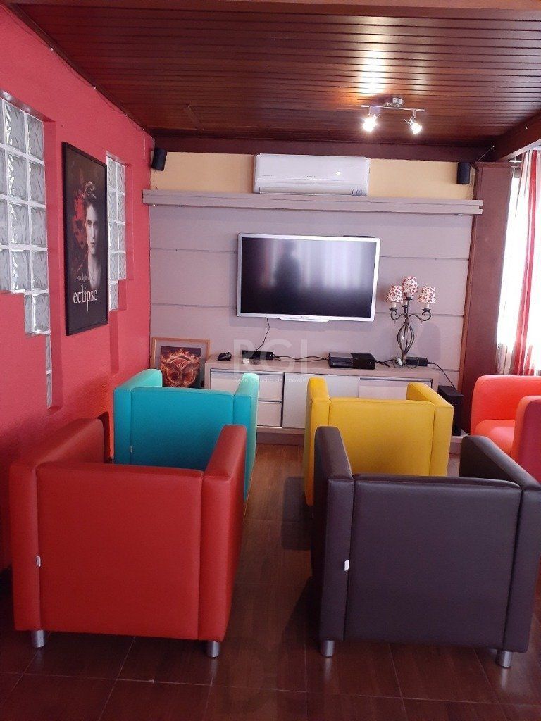 Casa 3 dormitórios, 2 suítes, 4 vagas, 257,52 m² de área privativa, no Bairro Ipanema — foto 31