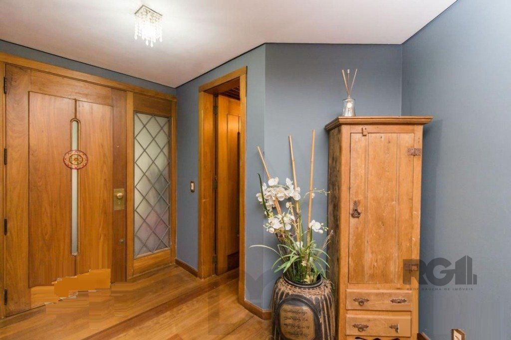 Vende-se luxuoso apartamento 3 quartos com suíte, com dependência completa, 2 vagas cobertas, próximo da Encol - 204m² - Bela Vista — foto 7