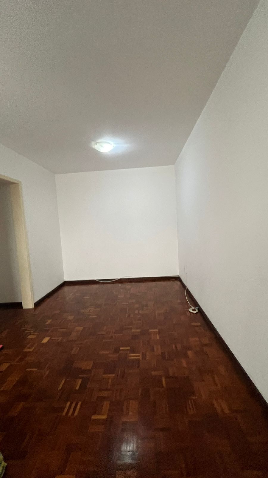 Apartamento com 2 quartos e 77m² à venda em Rio Branco, Porto Alegre. — foto 4
