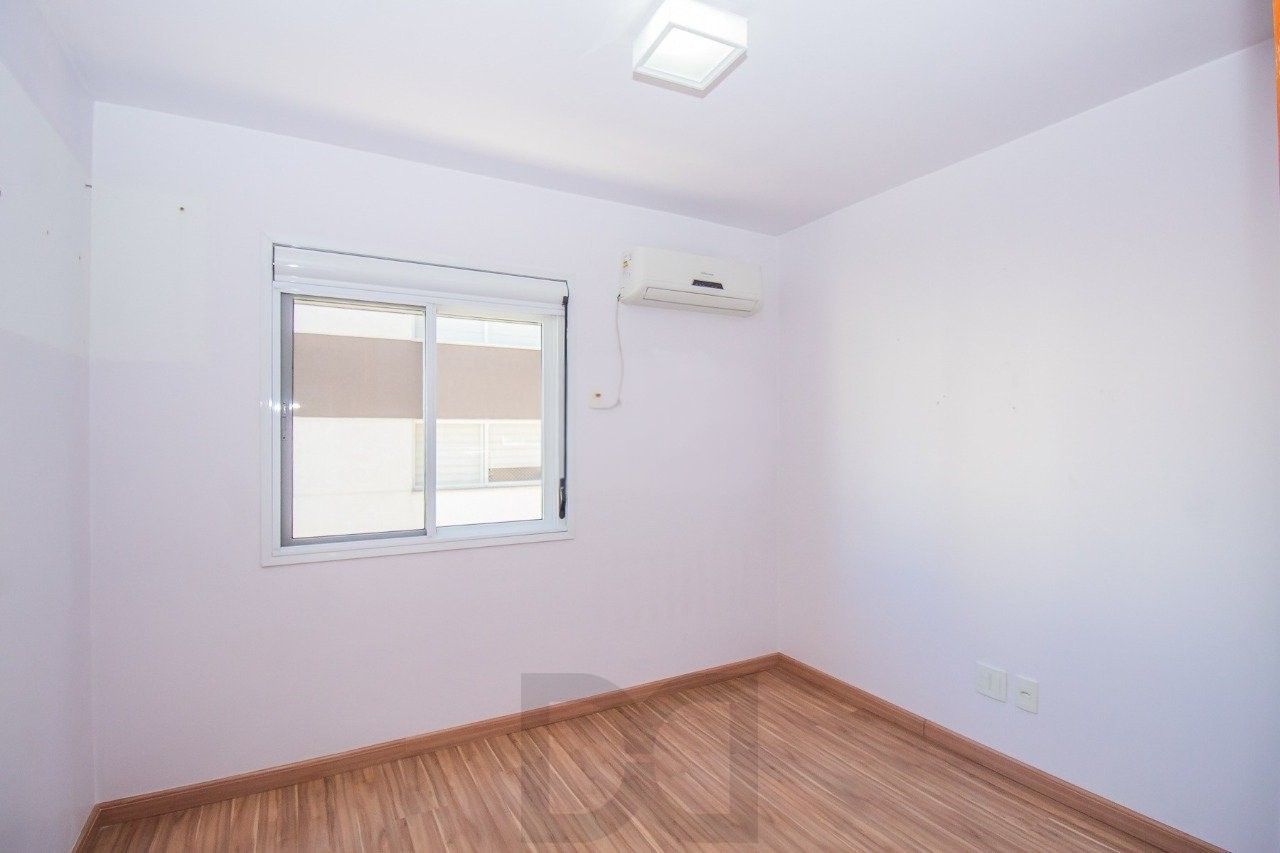 Apartamento com 70m², 2 dormitórios, 1 suíte, 1 vaga no bairro Higienópolis em Porto Alegre — foto 10