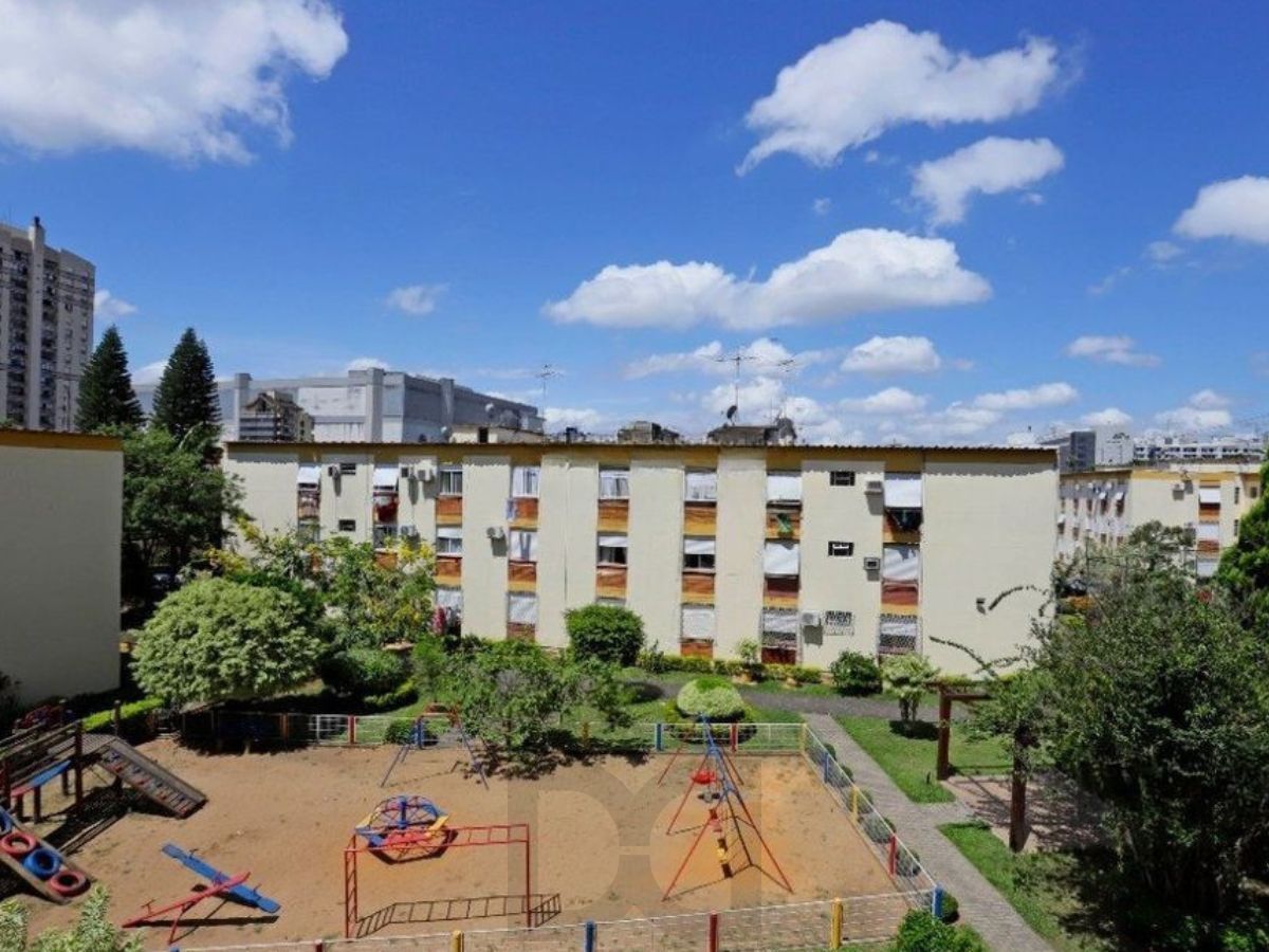 Vende-se apartamento com 2 quartos, 2 vagas – Passo da Areia — foto 13