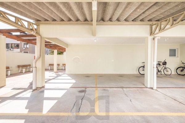 Vende-se apartamento com 2 quartos (1 suíte), 74m² e 2 vagas – Petrópolis — foto 22