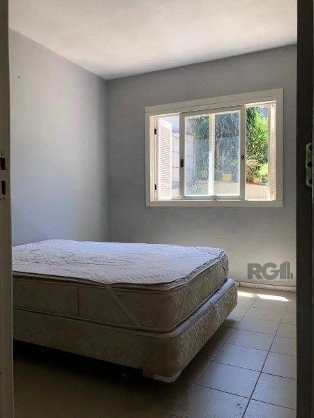 Vende-se casa estilo sobrad, no formado de 2 residencias independentes, 4 quartos com 1 suíte e 2 vagas - 208m² - Vila Ipiranga — foto 17