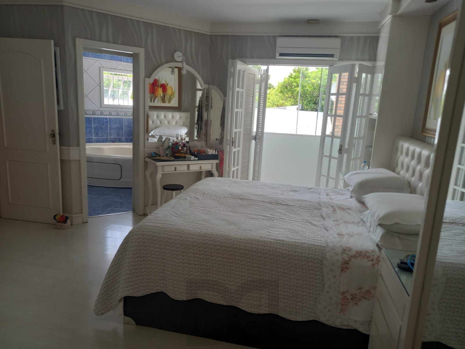 Vende-se sobrado com 5 quartos (3 suítes), 428m² e 3 vagas – Alto Petrópolis — foto 22