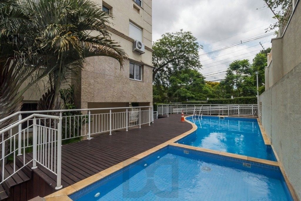 Vende-se apartamento com 2 quartos (1 suíte), 55m² e 2 vagas – Petrópolis — foto 22