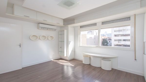 Vende-se apartamento com 3 quartos (1 suíte), 97 m² e 1 vaga – Bom Fim — foto 11