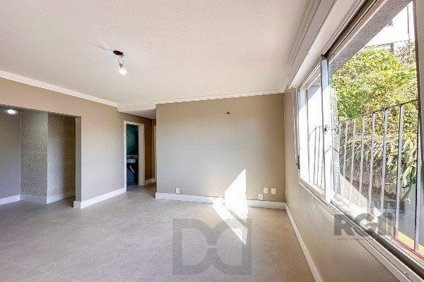 Vende-se apartaento 2 quartos com suíte e vaga coberta em região privilegiada - 72m² - Mont'Serrat — foto 3