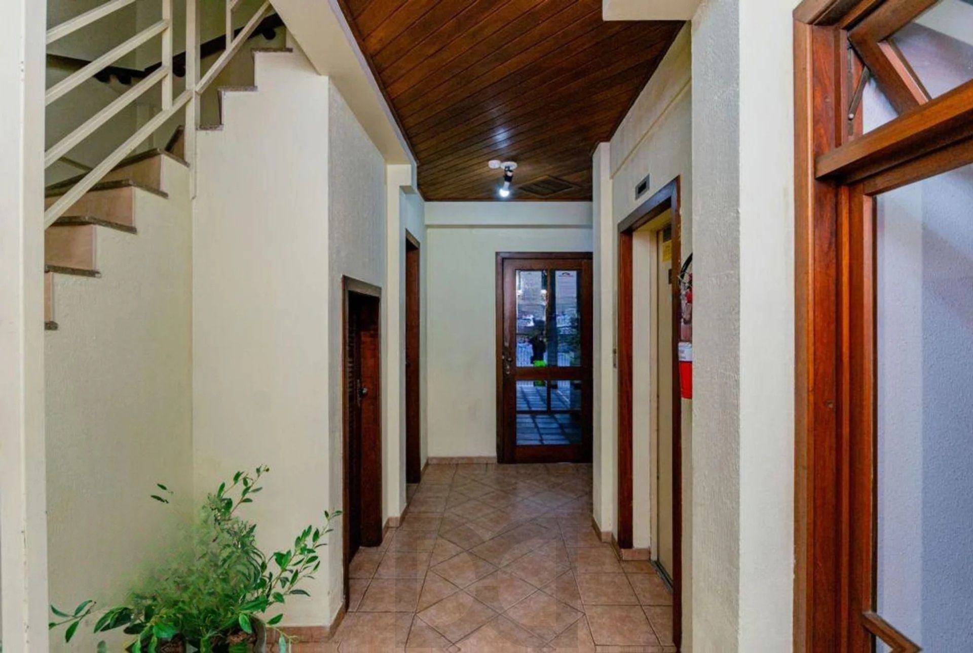 🏡 Vende-se apartamento com 2 quartos (1 suíte), 70,83 m² e 1 vaga – Jardim Botânico — foto 15