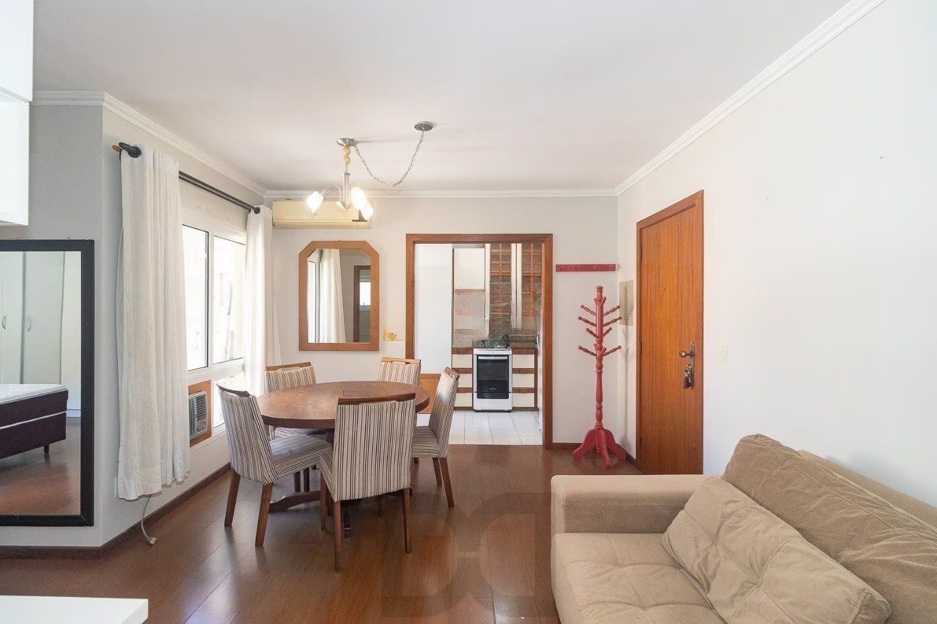 Apartamento com 1 quarto e 47m² à venda em Bela Vista, Porto Alegre. — foto 1