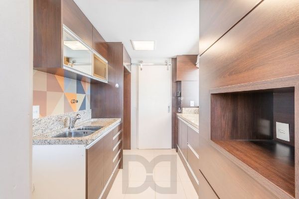 Vende-se apartamento com 2 quartos (1 suíte), 74m² e 2 vagas – Petrópolis — foto 17