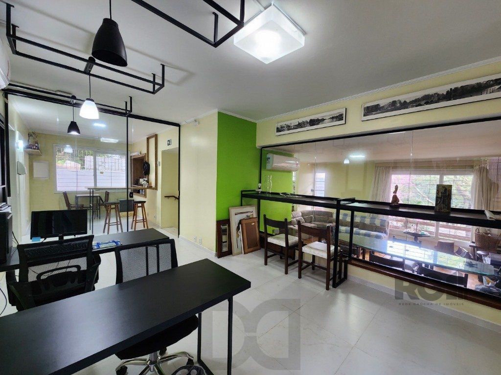 Vende-se excelente cada 3 quartos com suíte, 4 vagas, anexo comn salão de festas, podendo ser usada para fins comerciais - 255m² - Chácara das Pedras — foto 15