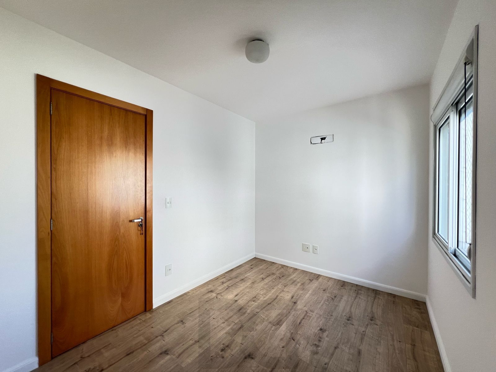 Apartamento 2 dormitórios a venda em localização privilegiada em Porto Alegre — foto 11