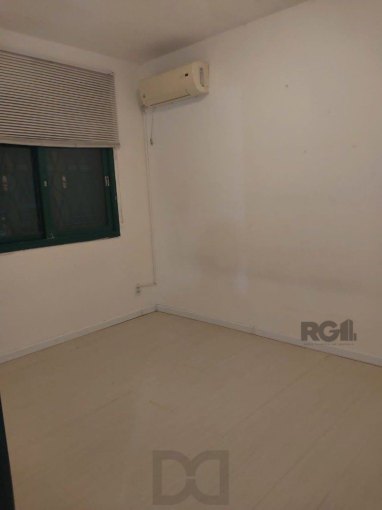 Vende-se apartamento 2 dorm com vaga, sacada com churrasqueira - 64m² - Partenon — foto 13