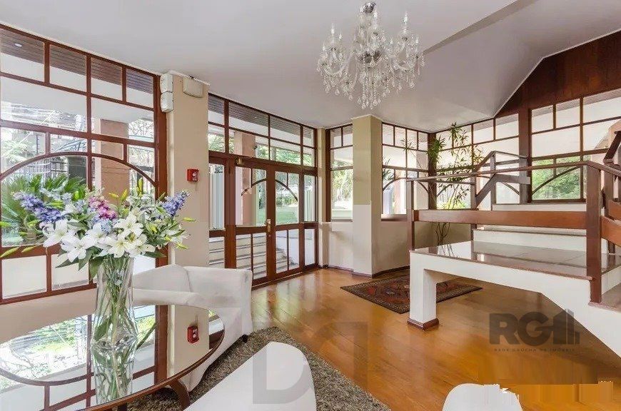 Vende-se luxuoso apartamento 4 quartos com 4 suítes, 2 vagas coberta, dependência completa, próximo da Encol - 306m² - Auxiliadora — foto 2