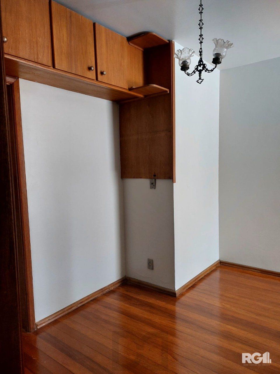 Casa com 3 dormitórios, sendo 1 suíte, 3 vagas, no bairro Nonoai, Porto Alegre, RS — foto 71