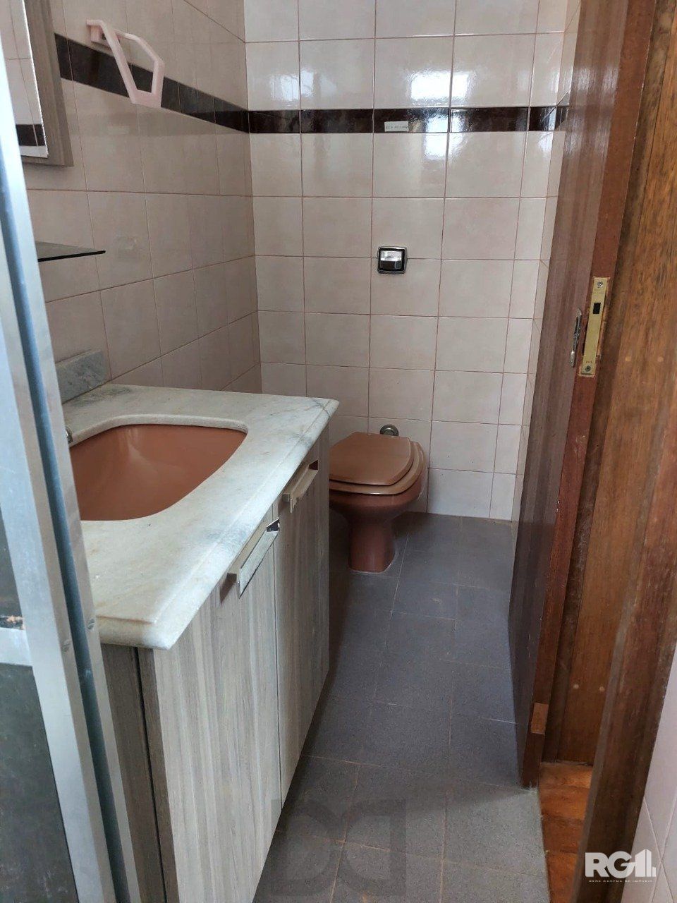 Casa com 3 dormitórios, sendo 1 suíte, 3 vagas, no bairro Nonoai, Porto Alegre, RS — foto 27
