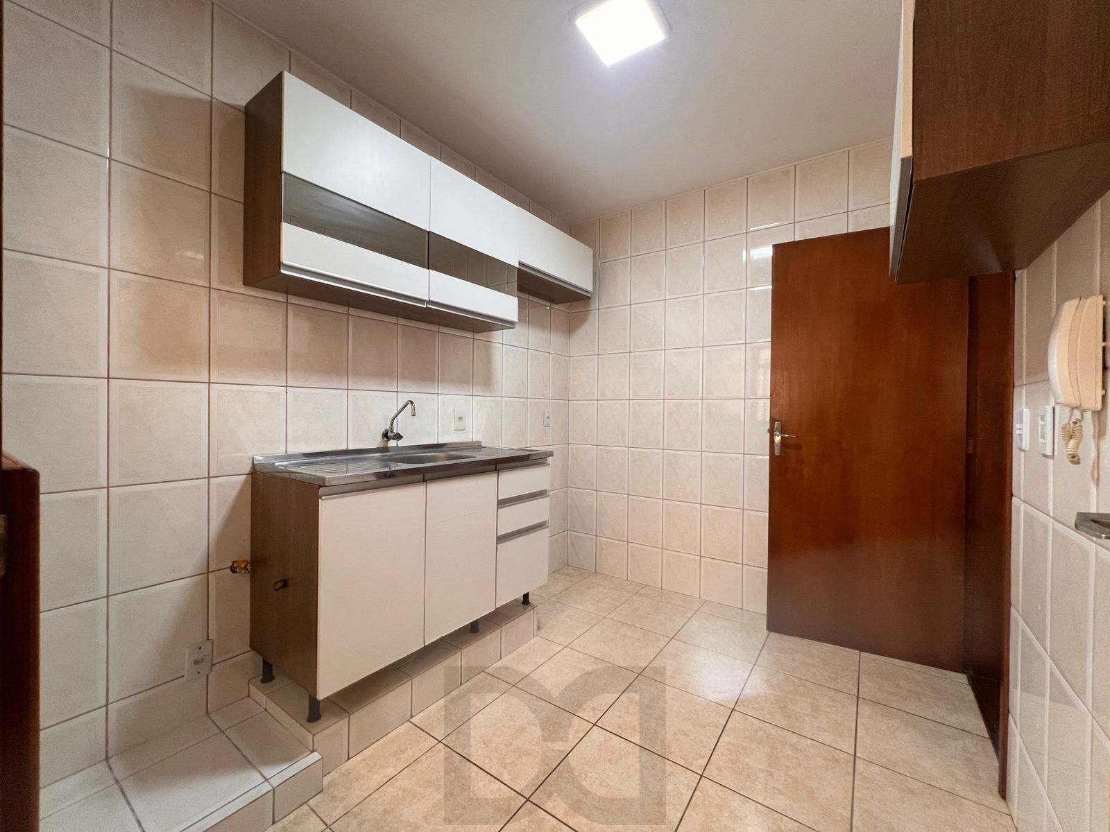 Apartamento com 2 dormitórios,1 vaga, no bairro Cristo Redentor, em Porto Alegre — foto 12