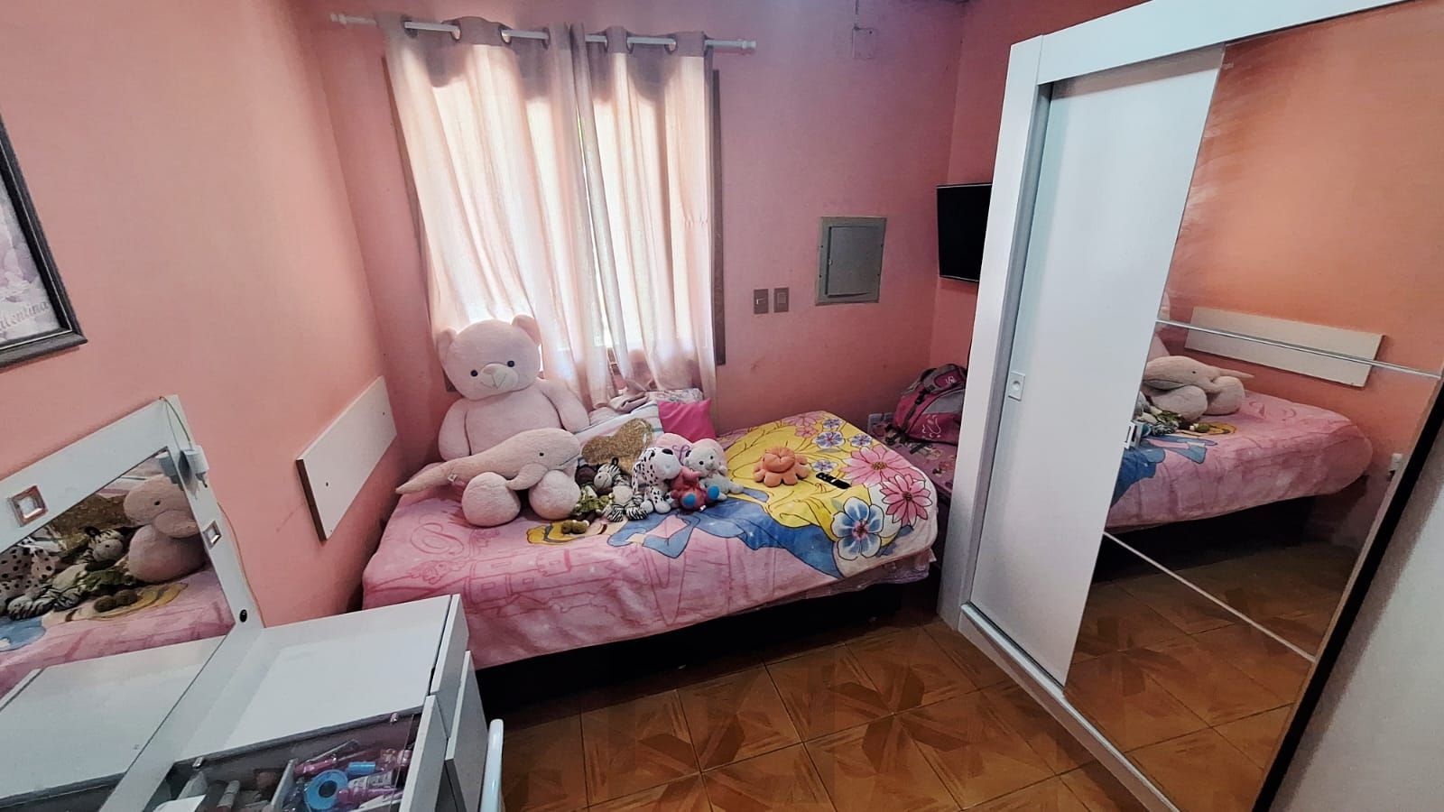 Se você procura uma casa com pátio e churrasqueira para receber sua família e amigos , aqui é seu lugar! — foto 16