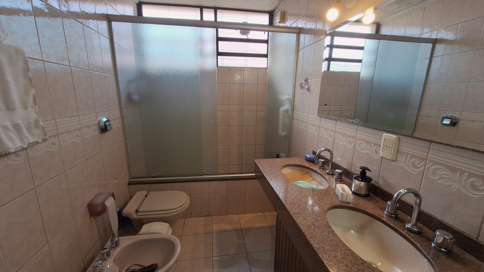 Casa com 4 dormitórios, piscina, 4 vagas, no bairro Teresópolis, Porto Alegre,RS — foto 9