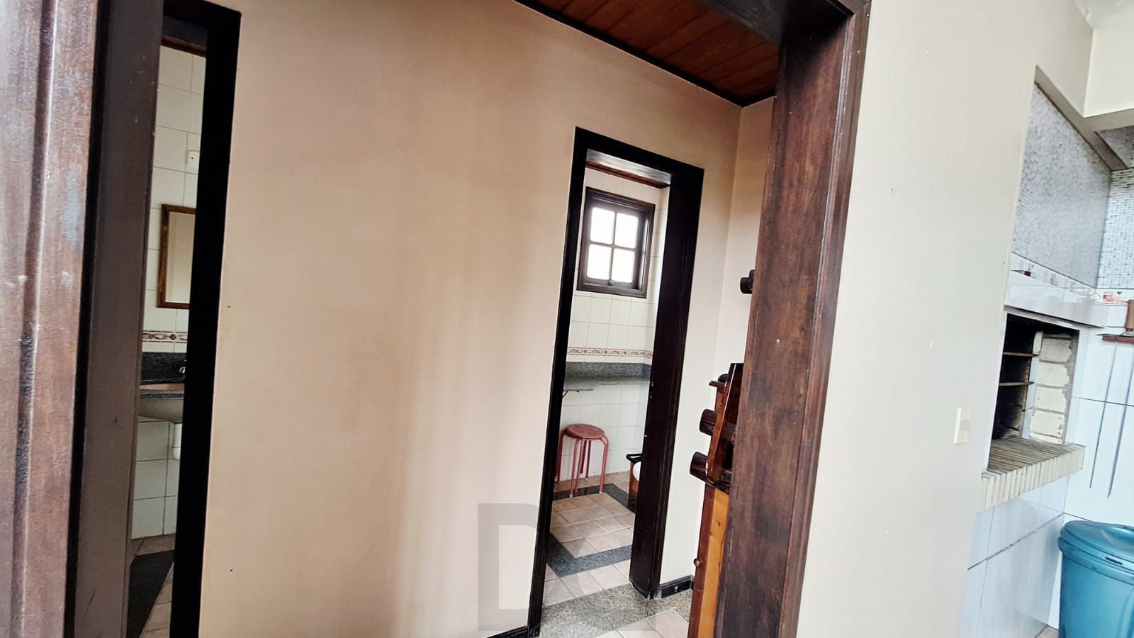 Casa em condomínio com 2 dormitórios, sótão e espaço com churrasqueira — foto 26