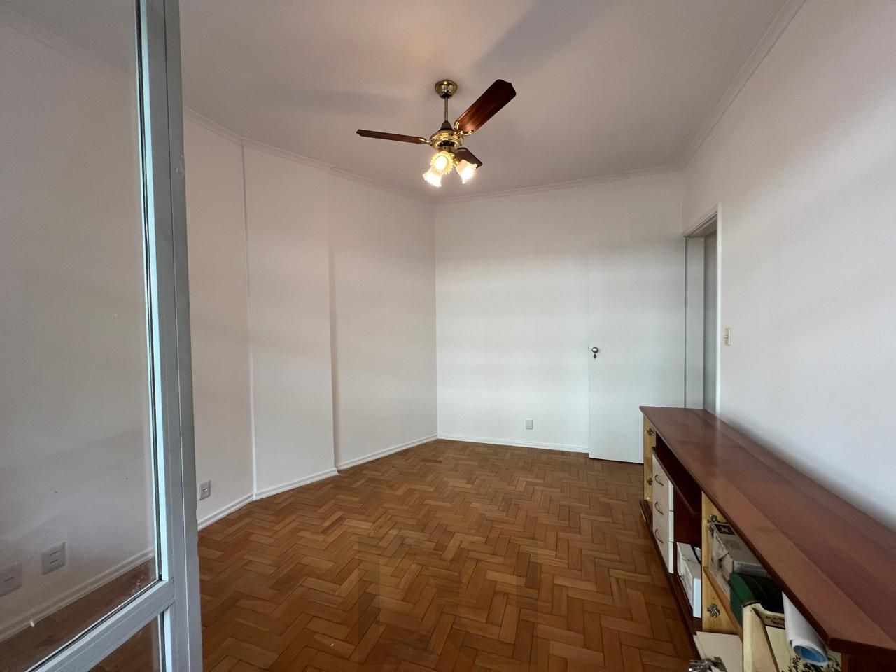 Apartamento amplo com 3 dormitórios,1 vaga, na Rua Duque de Caxias, Porto Alegre — foto 15