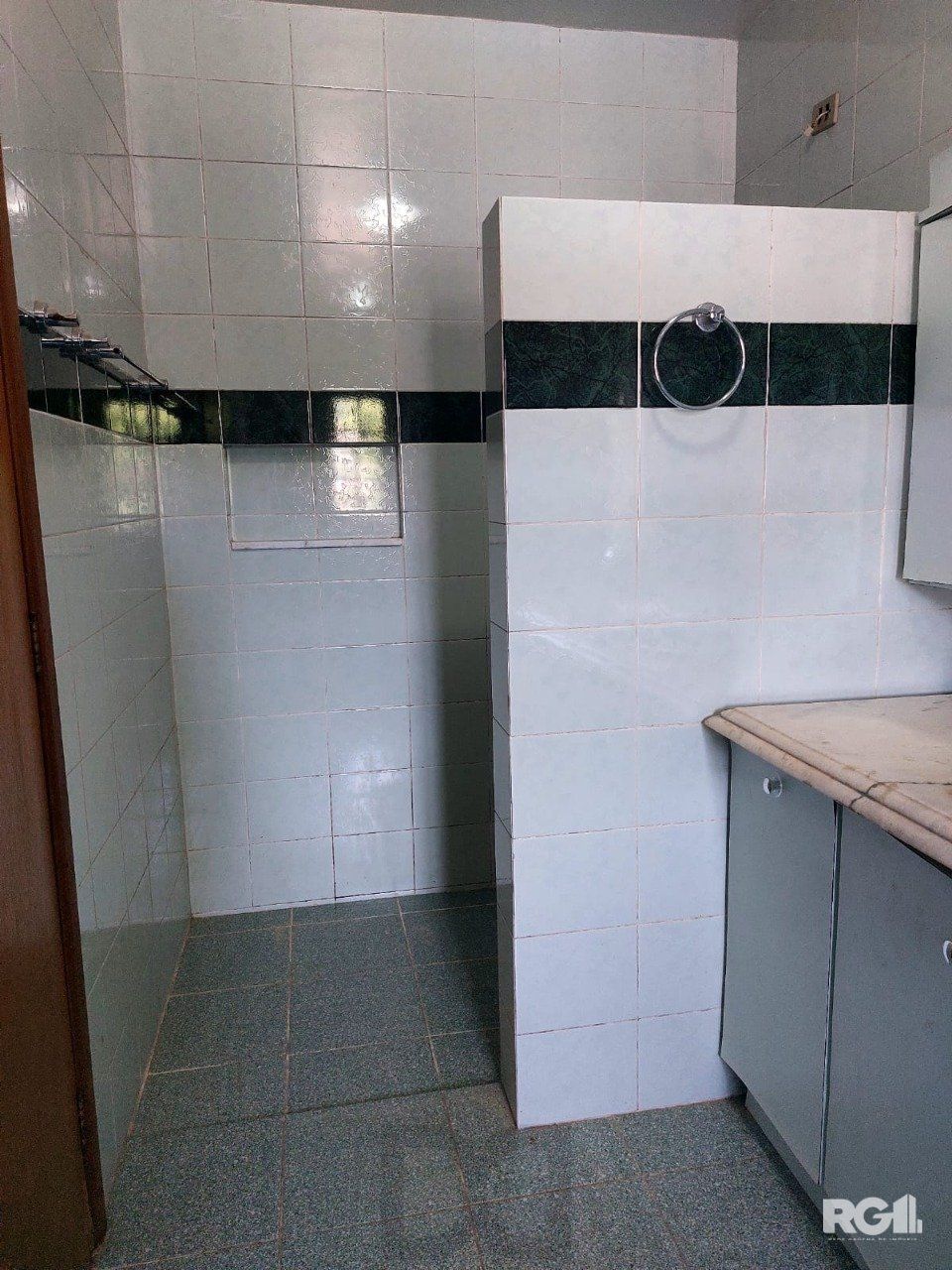 Casa com 3 dormitórios, sendo 1 suíte, 3 vagas, no bairro Nonoai, Porto Alegre, RS — foto 31