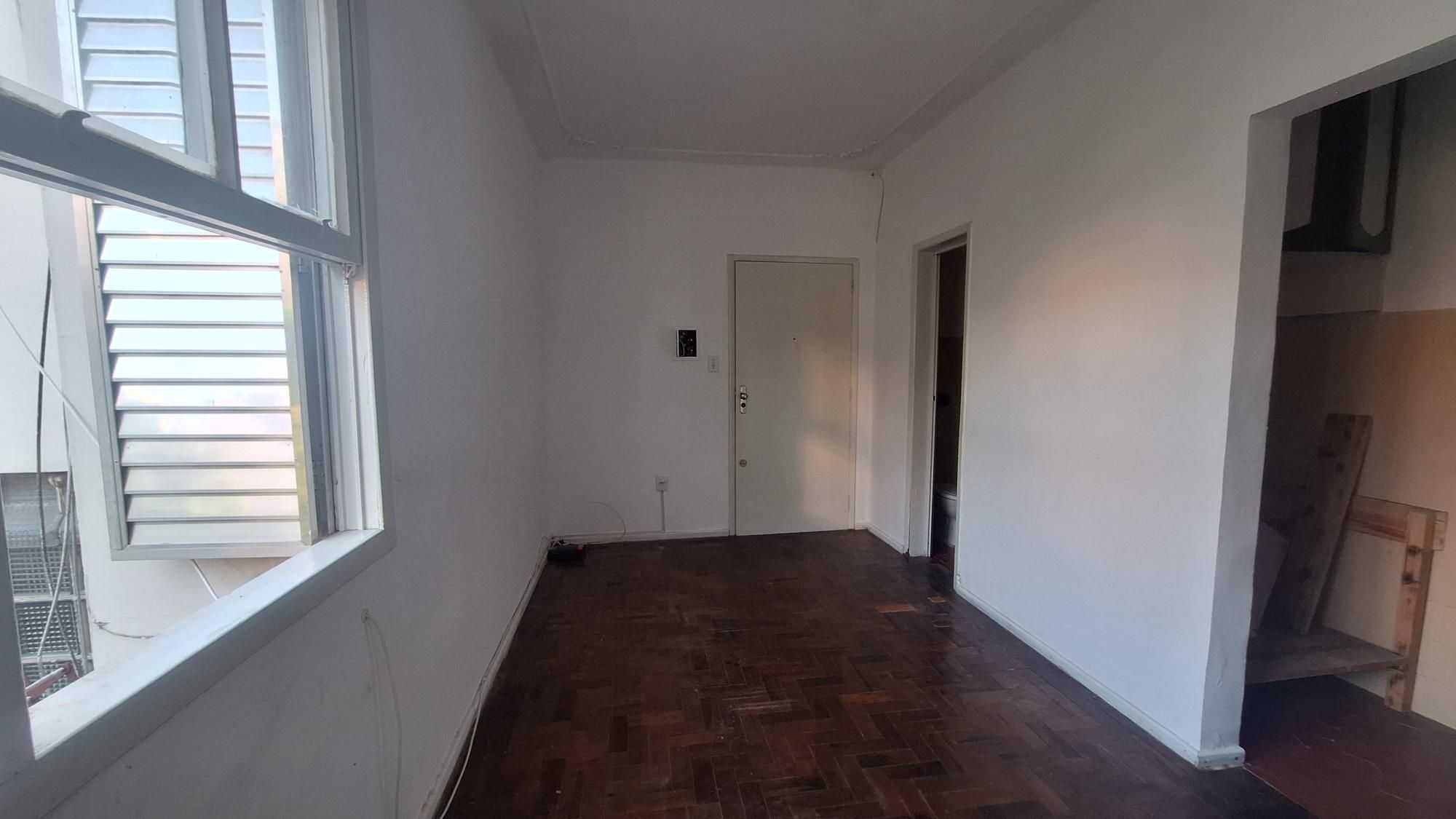 Kitnet  em ótima localização -  Cidade Baixa — foto 6