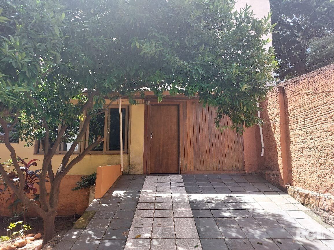 Casa com 3 dormitórios, sendo 1 suíte, 3 vagas, no bairro Nonoai, Porto Alegre, RS — foto 77