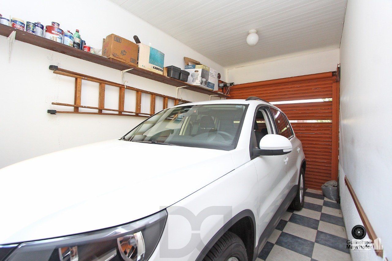 Casa com 3 dormitórios, sendo 1 suíte, com vaga para 2 carros, no bairro Medianeira, Porto Alegre, RS — foto 23