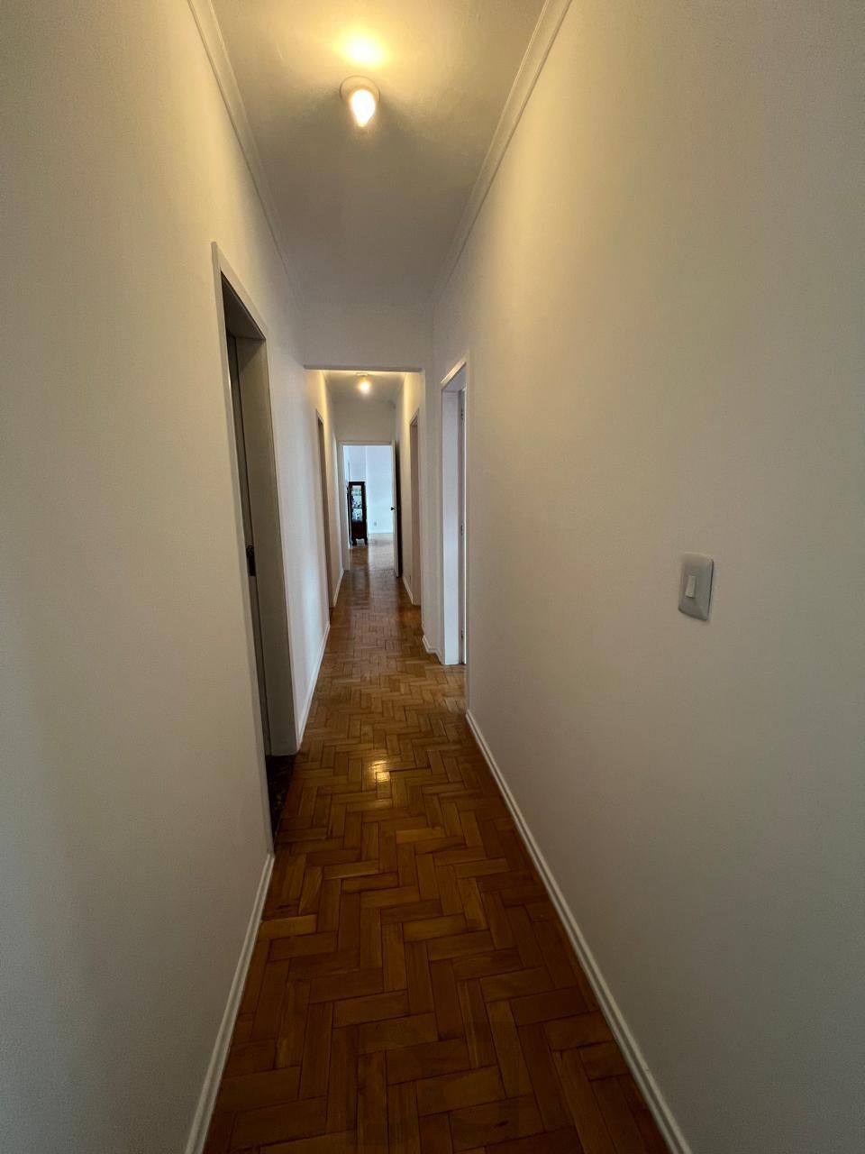 Apartamento amplo com 3 dormitórios,1 vaga, na Rua Duque de Caxias, Porto Alegre — foto 6