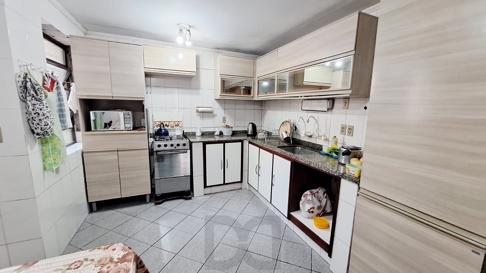 Casa com 4 dormitórios, piscina, 4 vagas, no bairro Teresópolis, Porto Alegre,RS — foto 12
