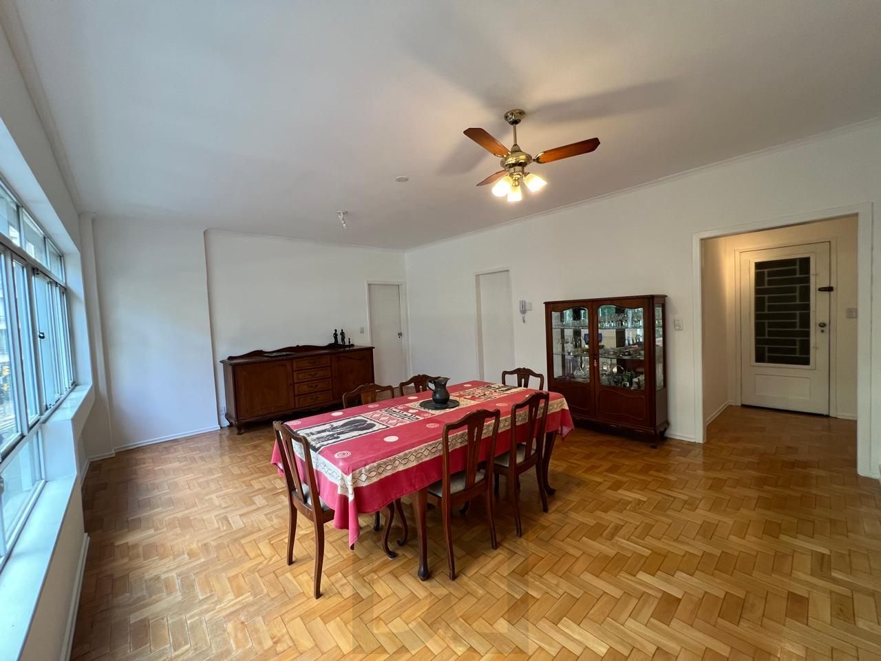Apartamento amplo com 3 dormitórios,1 vaga, na Rua Duque de Caxias, Porto Alegre — foto 21