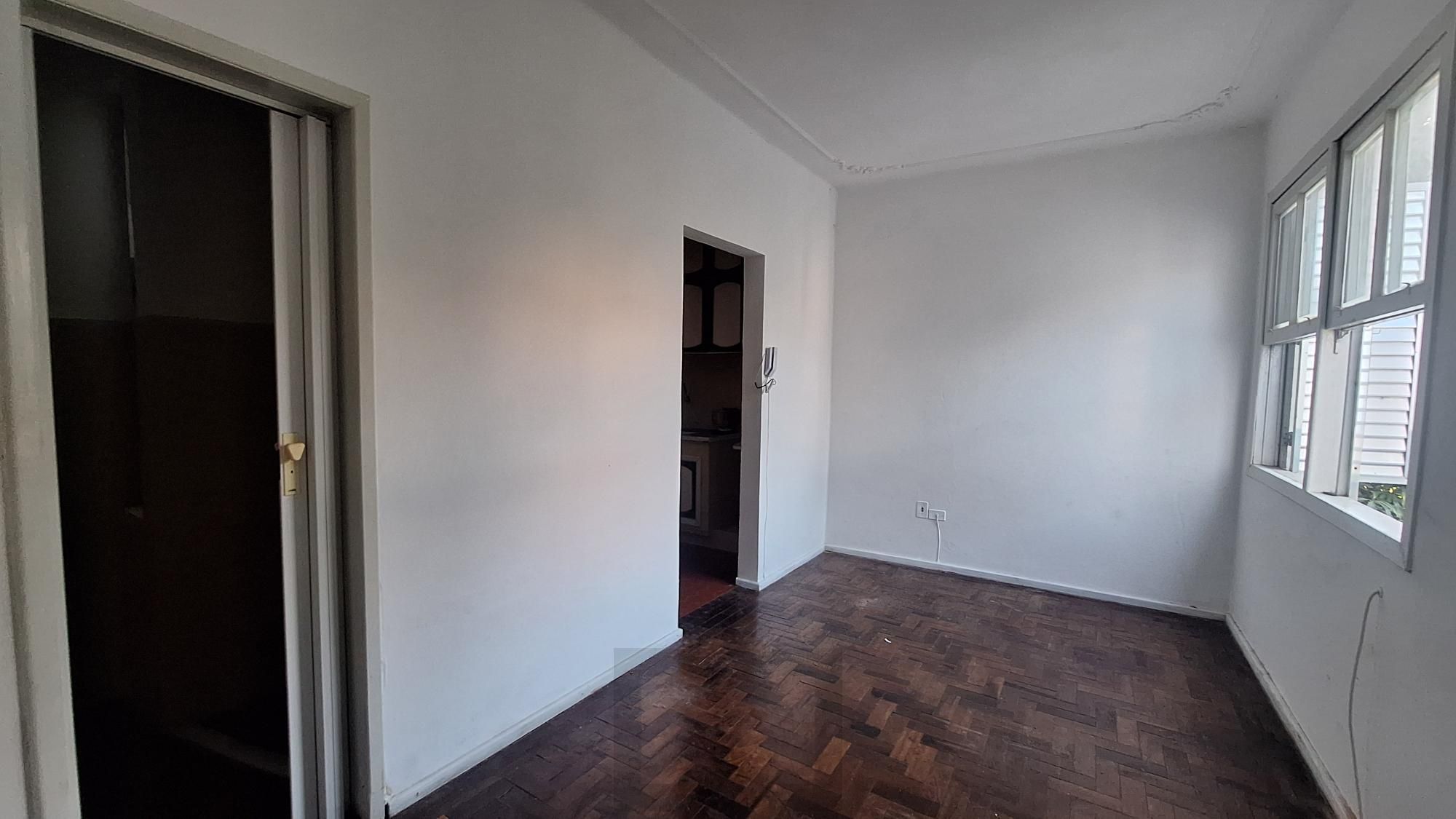 Kitnet  em ótima localização -  Cidade Baixa — foto 7